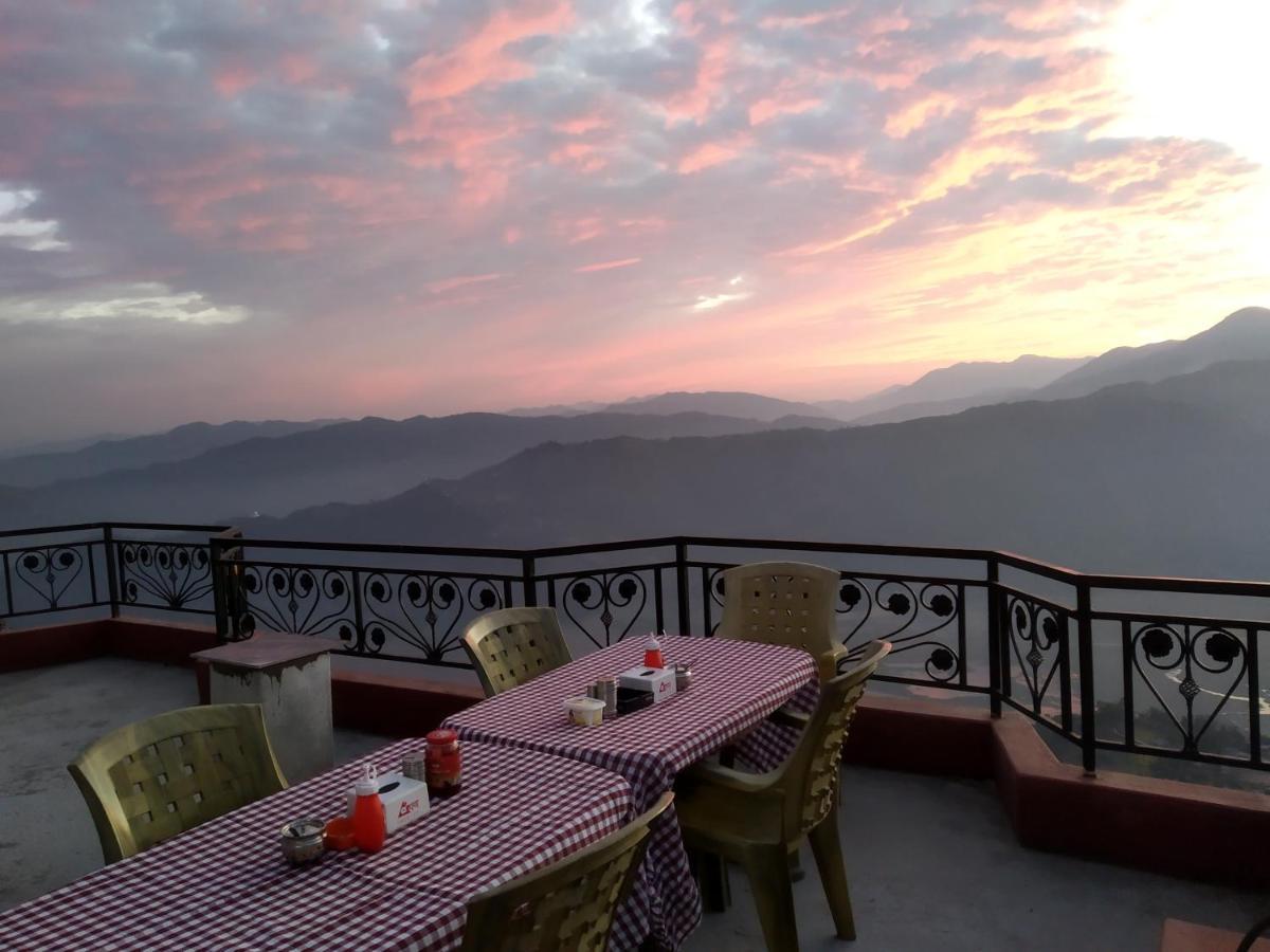 Hotel High Ground Inn Sarangkot Pokhara Luaran gambar