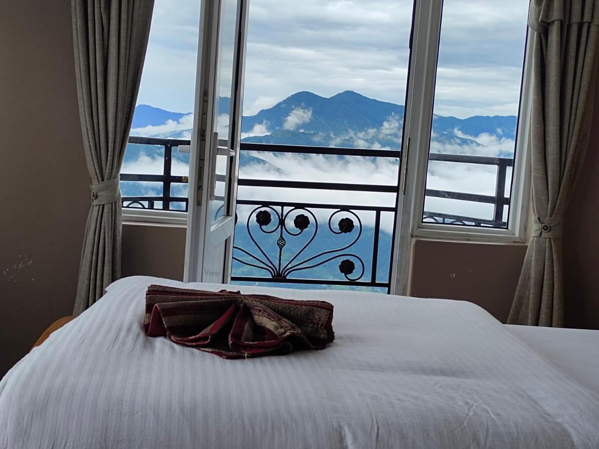 Hotel High Ground Inn Sarangkot Pokhara Luaran gambar