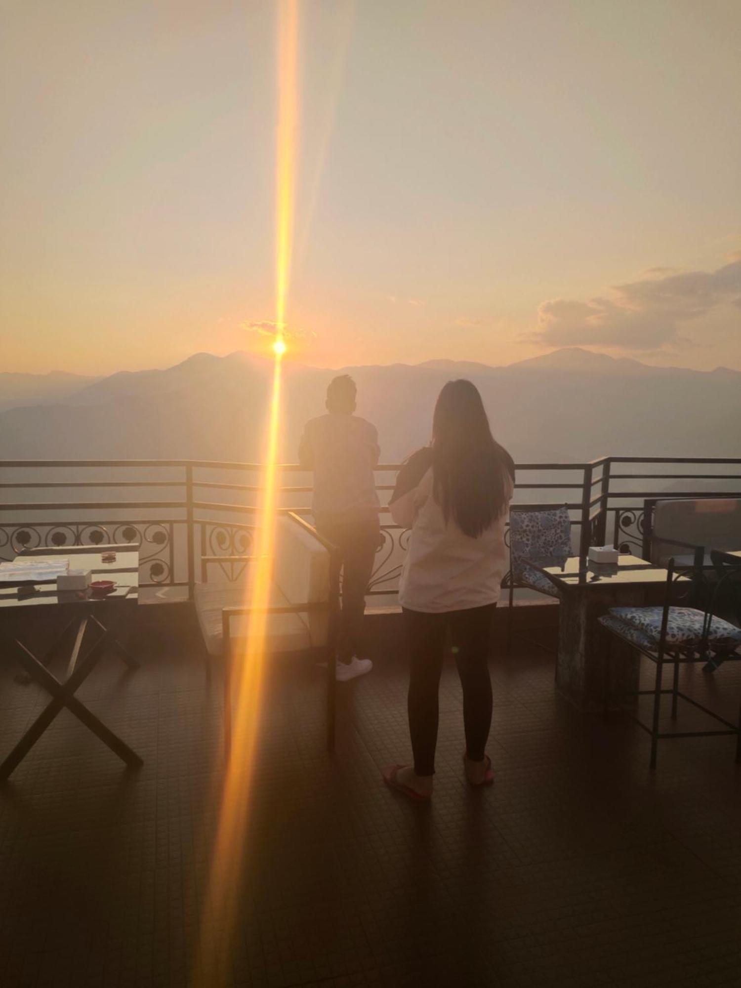Hotel High Ground Inn Sarangkot Pokhara Luaran gambar